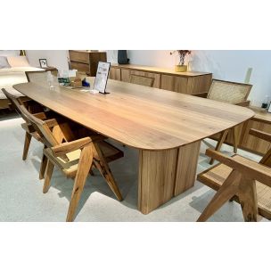 BUNBURY 2100 DINING TABLE - AUSTRALIAN BLACKBUTT